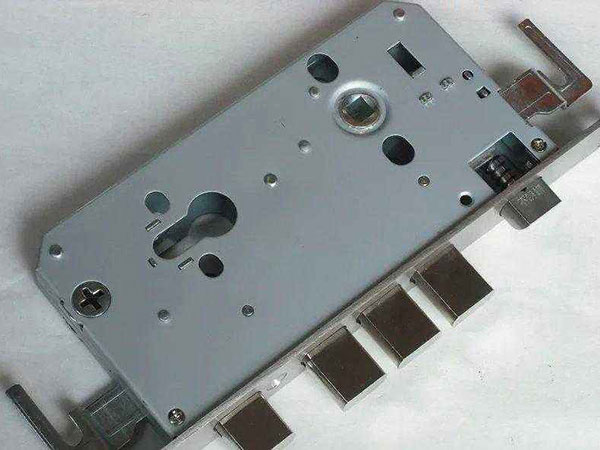 勃利24小时上门开锁公司